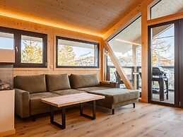 Charming Chalet With hot tub on Balcony