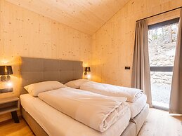 Attractive Chalet Sauna & Hottub