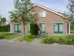 Holiday Home in Schoneveld With Garden