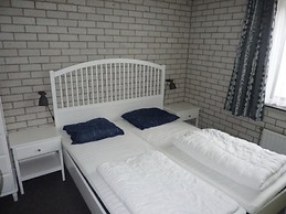 Holiday Home in Schoneveld With Garden