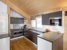 Amazing Chalet With Sauna