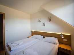 Apartment in Alpine Forest Near Ski Slopes