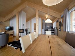 Amazing Chalet With Whirlpool