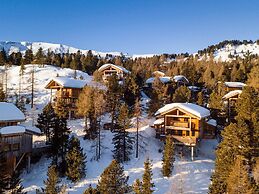 Chalet in Alps Near Ski Slopes With Jacuzzi
