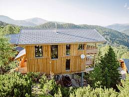 Chalet in Alps Near Ski Slopes With Jacuzzi