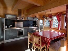 Chalet in Alps Near Ski Slopes and Sauna