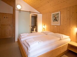 Chalet in Alps Near Ski Slopes and Sauna