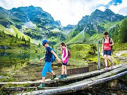 Welcoming Chalet With Wellness