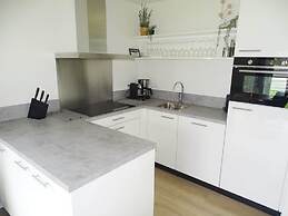 Holiday Home With Pet-friendly Garden
