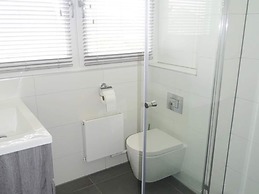 Holiday Home With Pet-friendly Garden