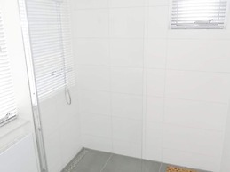 Holiday Home With Pet-friendly Garden