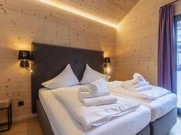 Superior Chalet Withsauna & Hottub