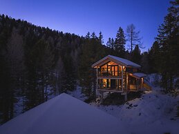 Superior Chalet Withsauna & Hottub