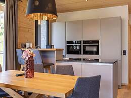 Superior Chalet Withsauna & Hottub