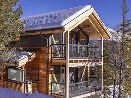 Superior Chalet Withsauna & Hottub