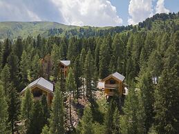 Superior Chalet Withsauna & Hottub