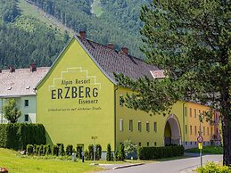 Mountain-view Styria Apartment