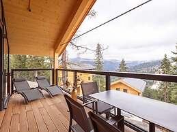 Cozy Chalet With Sauna