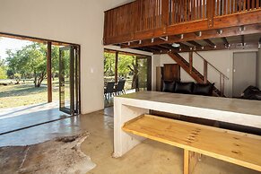 Kubu Bush Lodge