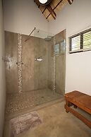Kubu Bush Lodge