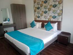 Arristo Resorts & Club