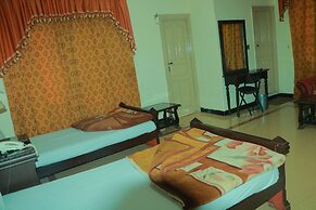 Isfania Continental Hotel