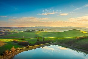 Maramaldo Gallonero Shared Pool Chianti