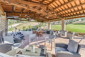Maramaldo Gallonero Shared Pool Chianti