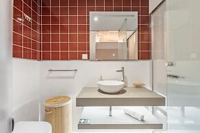 King David Suites 102 by Homie