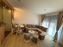 I&I 3 Bedrooms Apartment