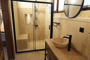 Arkeles Suites