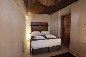Arkeles Suites