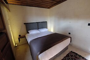 Arkeles Suites