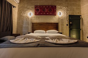 Arkeles Suites