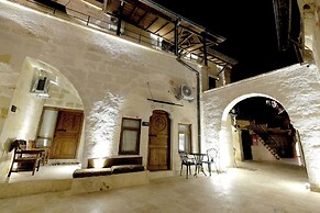 Arkeles Suites