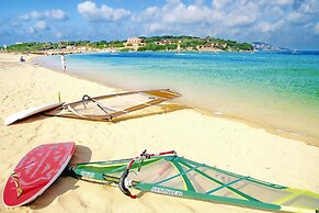 Apartment in Palau Near Surf Paradise