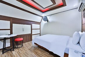 Picasso Motel