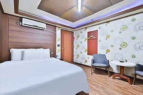 Picasso Motel