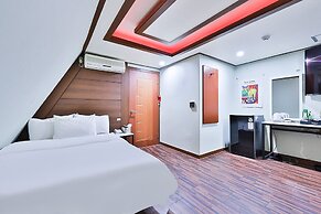 Picasso Motel