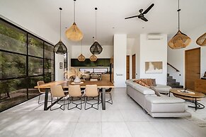 Aviela Luxury Villa
