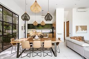 Aviela Luxury Villa