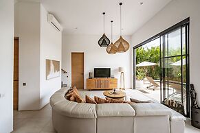 Aviela Luxury Villa