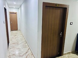 Hotel Dwarka Palace