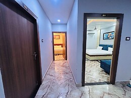 Hotel Dwarka Palace