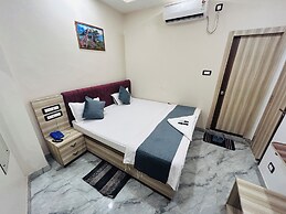 Hotel Dwarka Palace