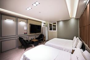 Hotel Bom
