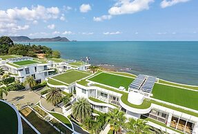 Ocean Beachfront Smart Unit