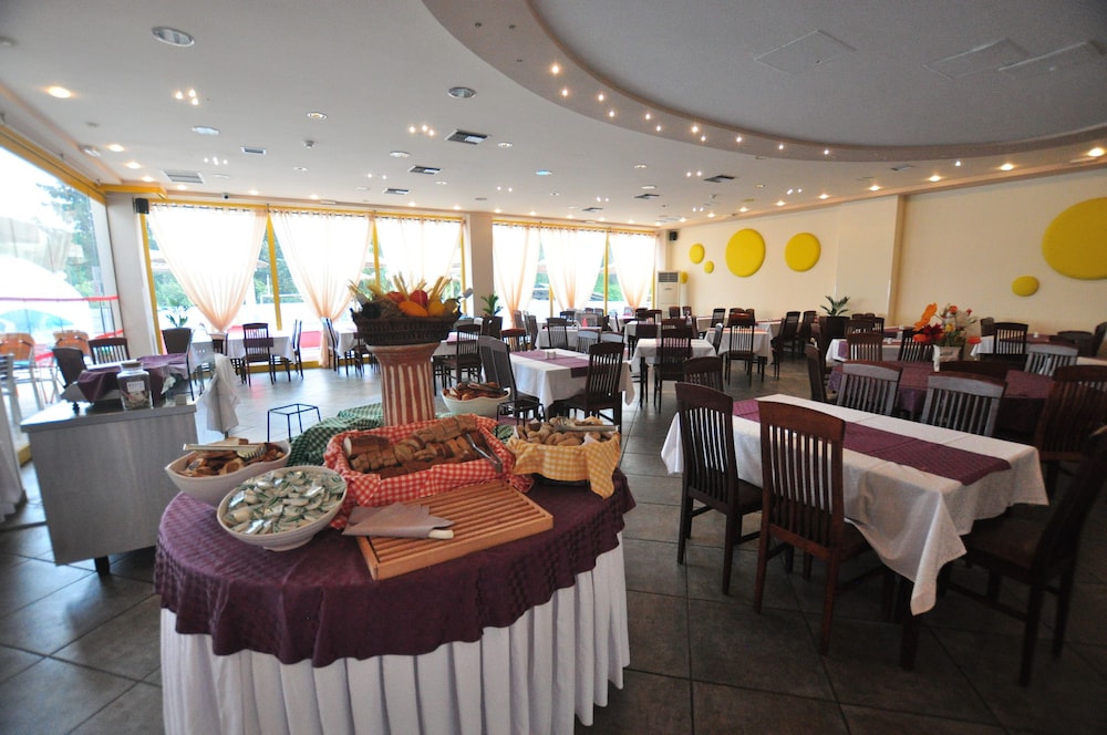 Michelangelo Resort Corfu