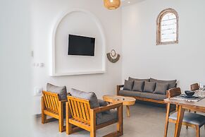 Santai Villa by Betterplace