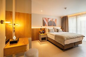Erk Hotel